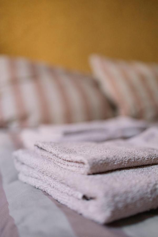 West13 Guest Rooms Cracovia Esterno foto