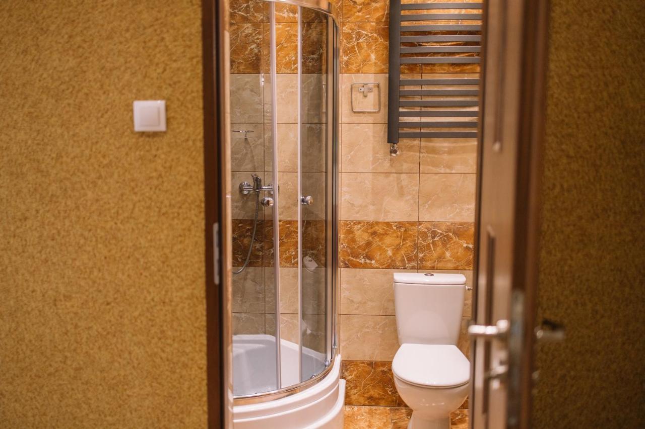 West13 Guest Rooms Cracovia Esterno foto