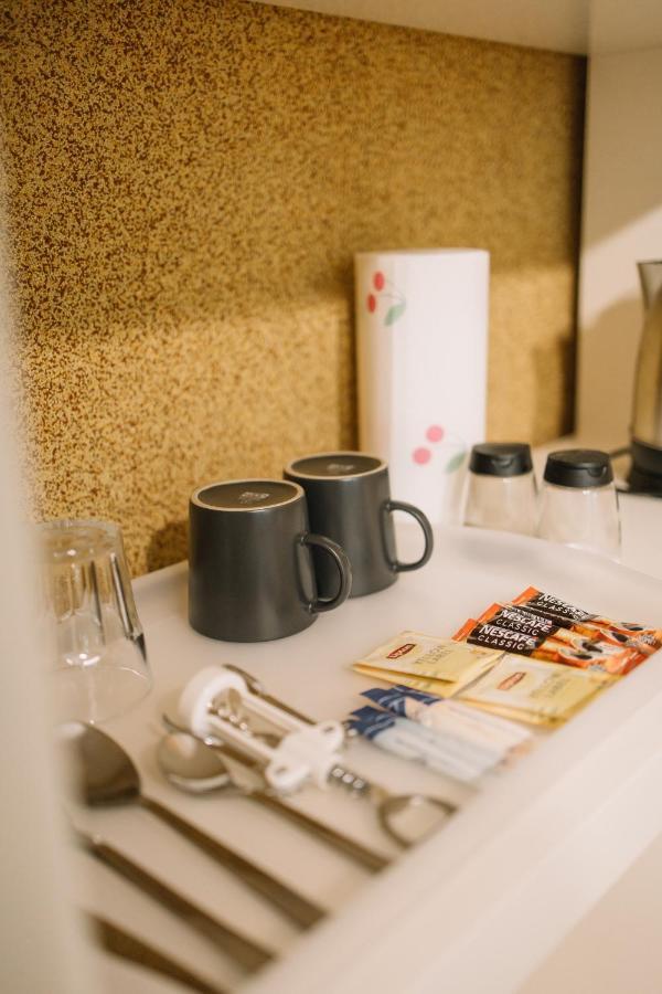 West13 Guest Rooms Cracovia Esterno foto