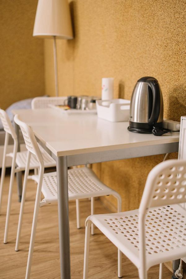 West13 Guest Rooms Cracovia Esterno foto