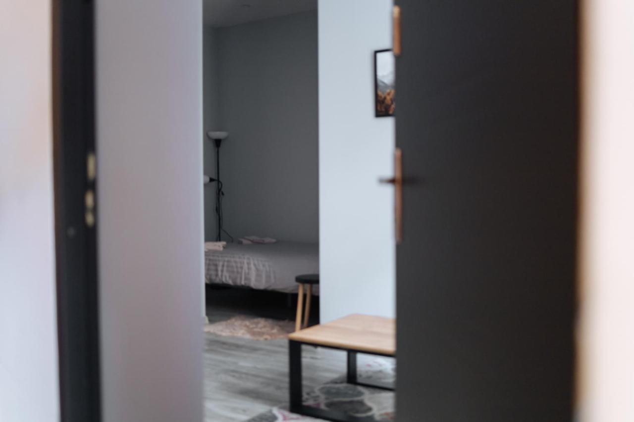 West13 Guest Rooms Cracovia Esterno foto