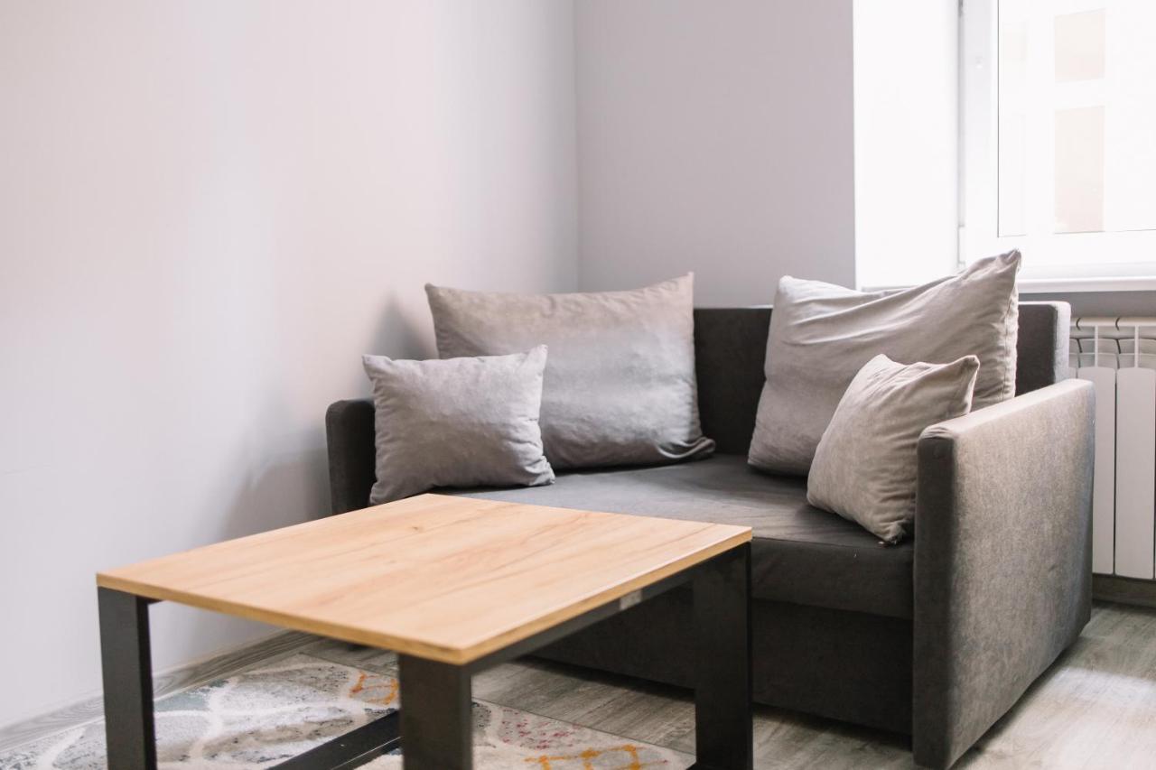 West13 Guest Rooms Cracovia Esterno foto